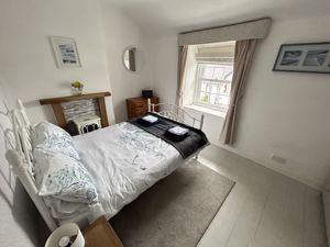 Photo 8- click for photo gallery